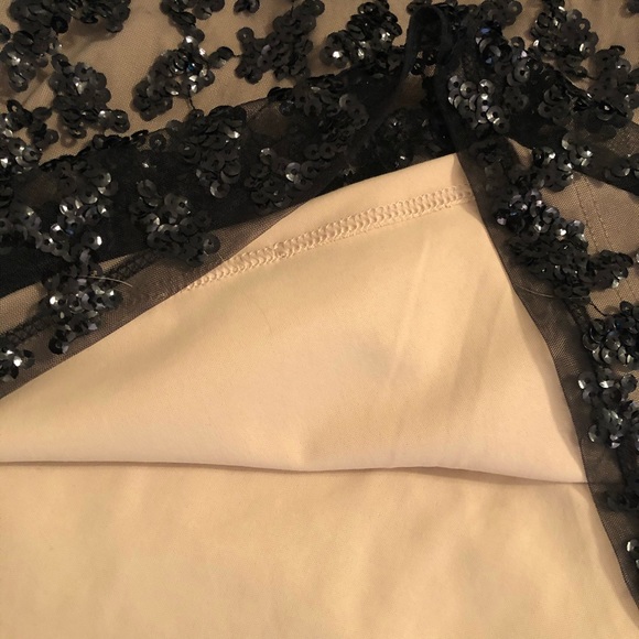 ❤️♥️Sexy Express Sequined Leopard Top!♥️❤️ - Picture 6 of 7